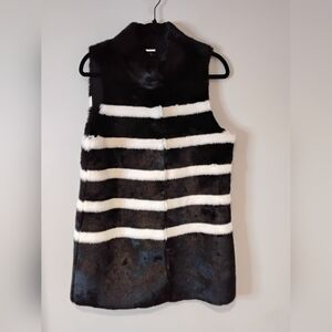 Chic Black and White Striped Women's Vest
